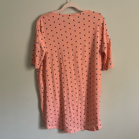 Lularoe Polka Dot Irma Oversized Tunic - Picture 6 of 7